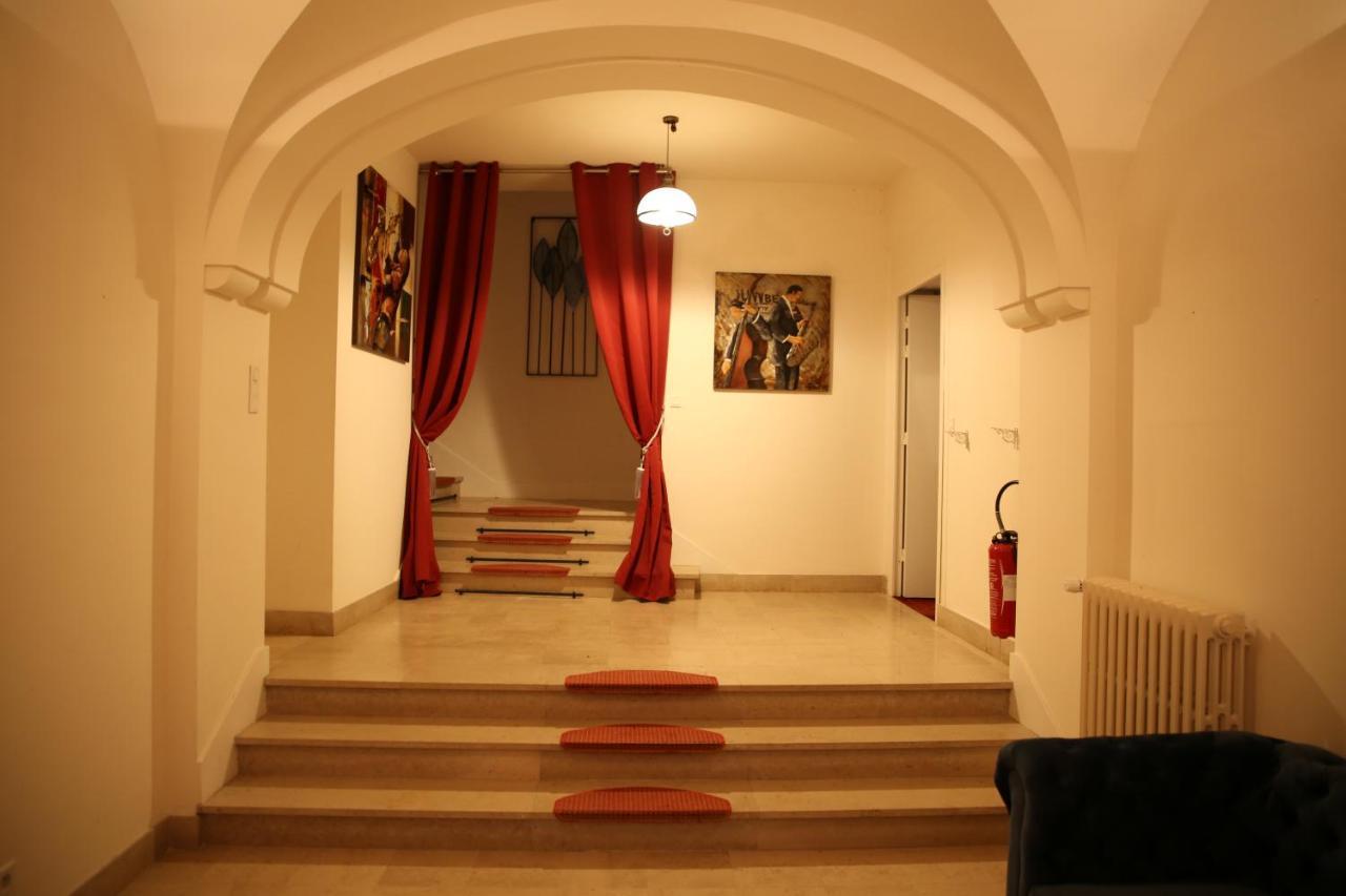 Aux Portes du Château Valençay Extérieur photo